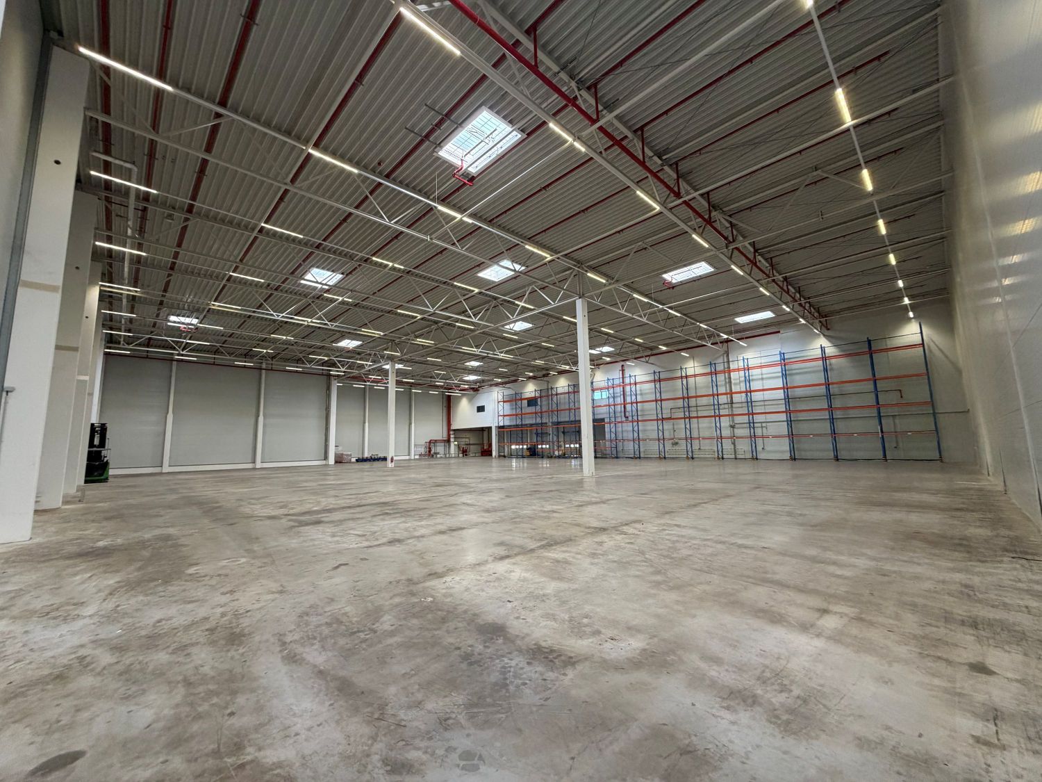 REALOGIS, DEAL, leases around 3,200 m² of warehouse and office space in the Rhine-Main area in Flörsheim am Main, to OneWave GmbH, owner of the pan-European industrial real estate investment manager Boreal IM
